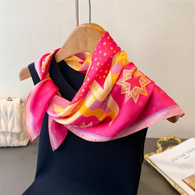 Popular Shawl Europe America Fashion Bandannas Women New Print Sunscreen Kerchief Hijab Four Seasons Luxury Square Silk Scarves
Popular Shawl Europe America Fashion Bandannas Women New Print Sunscreen Kerchief Hijab Four Seasons Luxury Square Silk Scarves