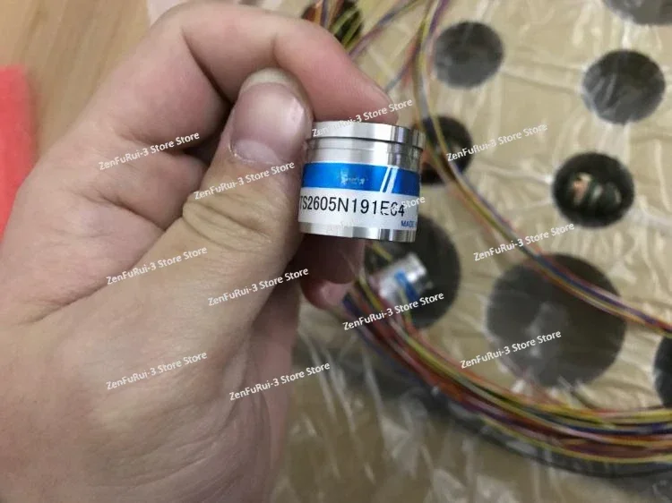 TS2605N1E64/TS2605N191E64 original encoder
TS2605N1E64/TS2605N191E64 original encoder