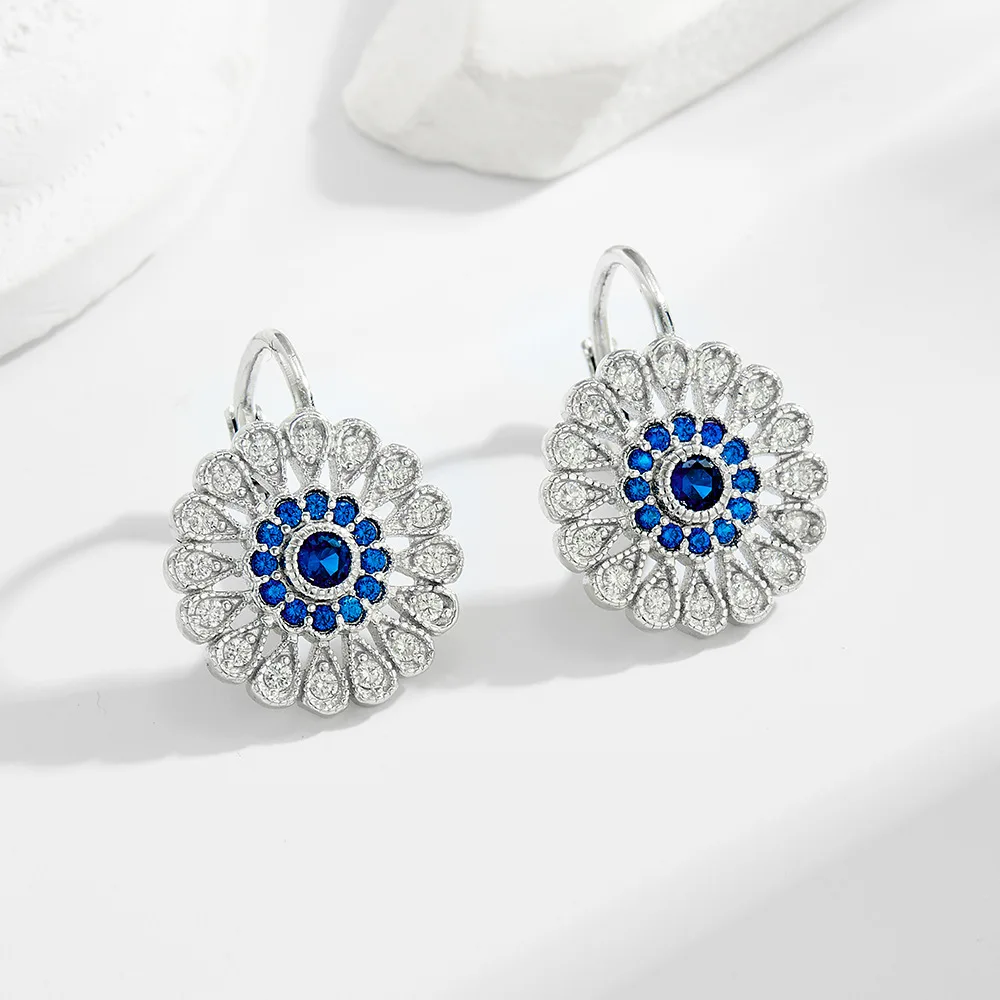 Серьги-манжеты из чистого серебра S925 с микроинкрустацией цирконами, женские серьги-украшения
Серьги-манжеты из чистого серебра S925 с микроинкрустацией цирконами, женские серьги-украшения