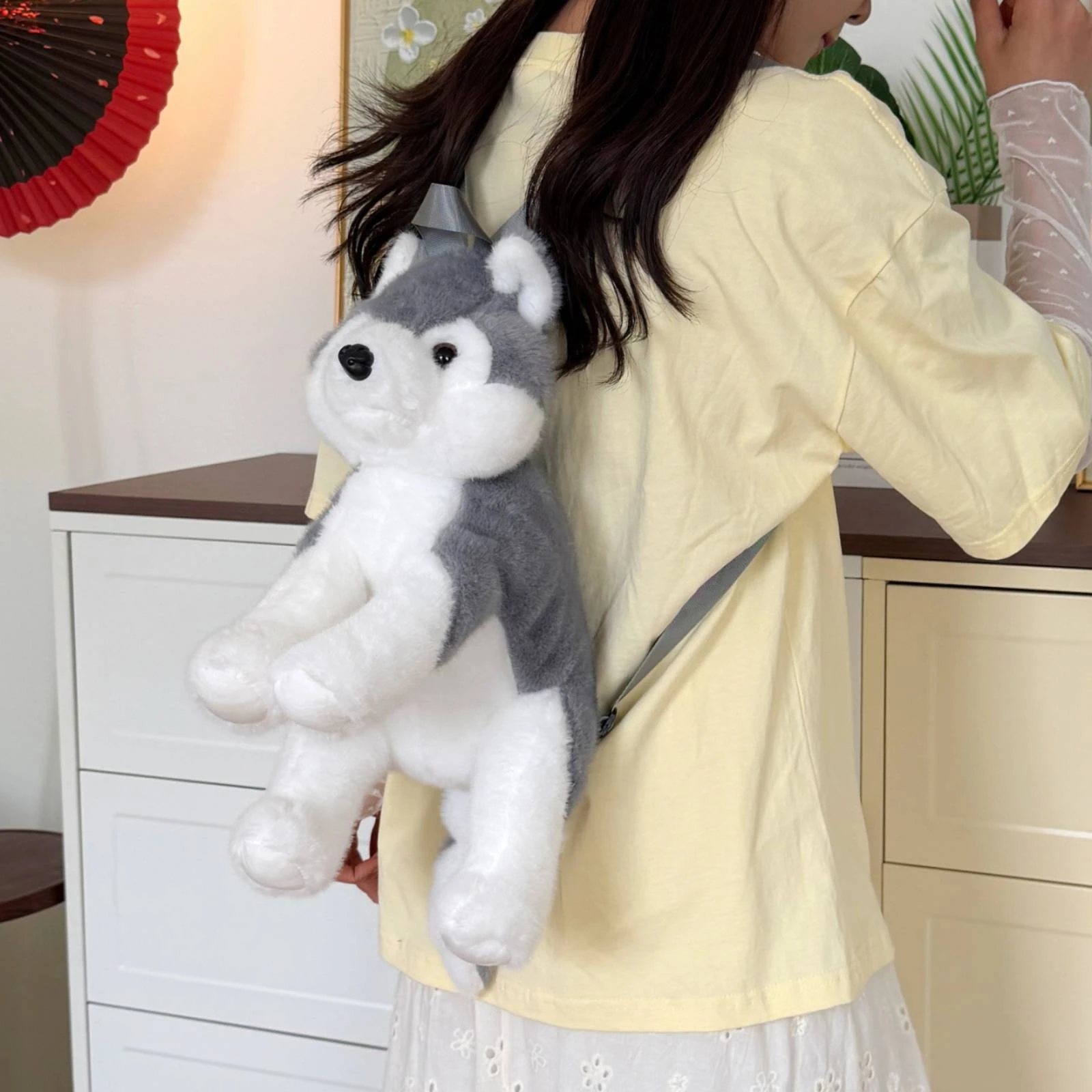 Stuffed Husky Backpack Top Hanging Loop Realistic Husky Stuffed Bag Stuffed Dog Backpack Embroidered Face for Display
Stuffed Husky Backpack Top Hanging Loop Realistic Husky Stuffed Bag Stuffed Dog Backpack Embroidered Face for Display