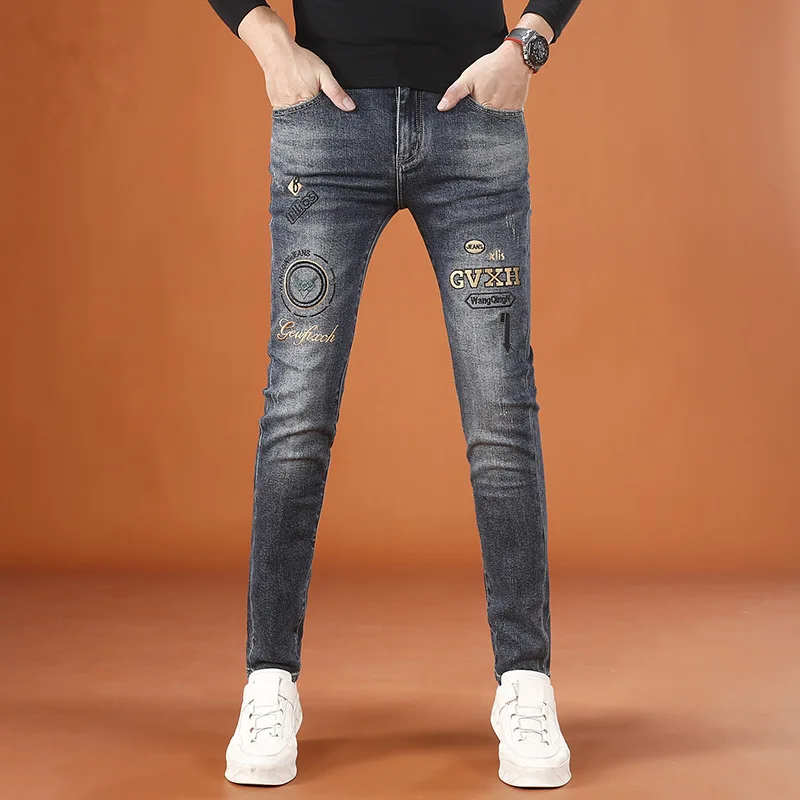 Retro Embroidered Printed Pants Men's Light Luxury Trend 2025 New Autumn High end Elastic Small Foot Pants
Retro Embroidered Printed Pants Men's Light Luxury Trend 2025 New Autumn High end Elastic Small Foot Pants