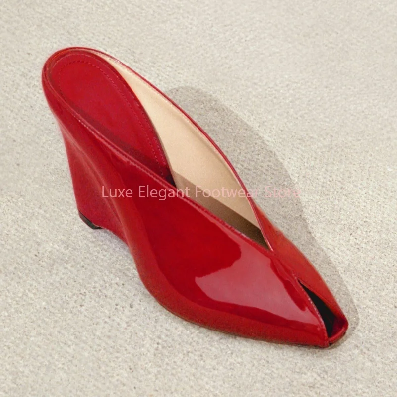 Red Patent Leather Wedges Pointed Mules Slippers Women Sexy Peep Toe Slip On High Heels Fashion Luxury Evening Party Dress Shoes
Red Patent Leather Wedges Pointed Mules Slippers Women Sexy Peep Toe Slip On High Heels Fashion Luxury Evening Party Dress Shoes