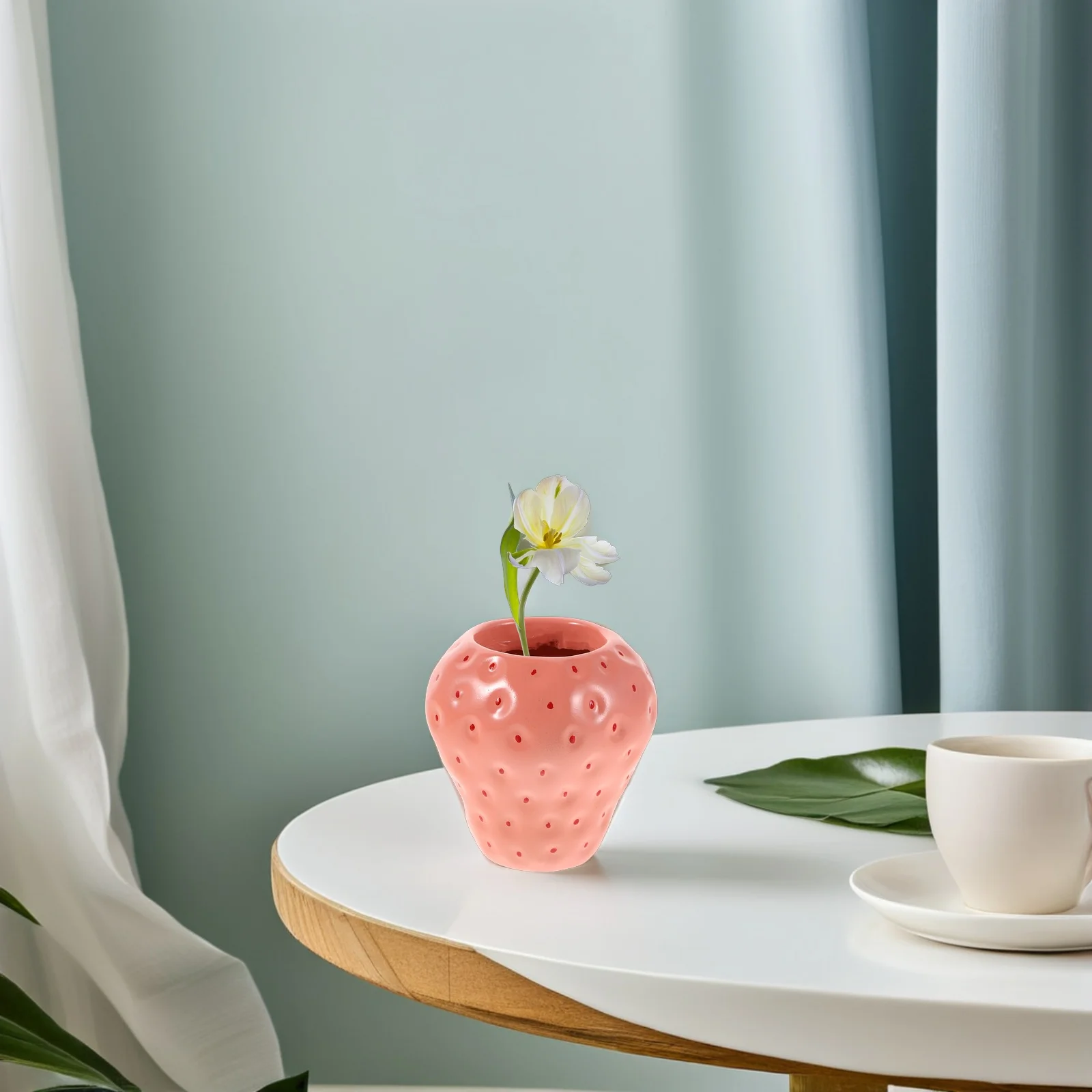Strawberry Cute Vintage Fruit Shaped Resin Aesthetic Decorative Small Flower Arrangement Hydroponic Planter Dried Floral Vase
Strawberry Cute Vintage Fruit Shaped Resin Aesthetic Decorative Small Flower Arrangement Hydroponic Planter Dried Floral Vase