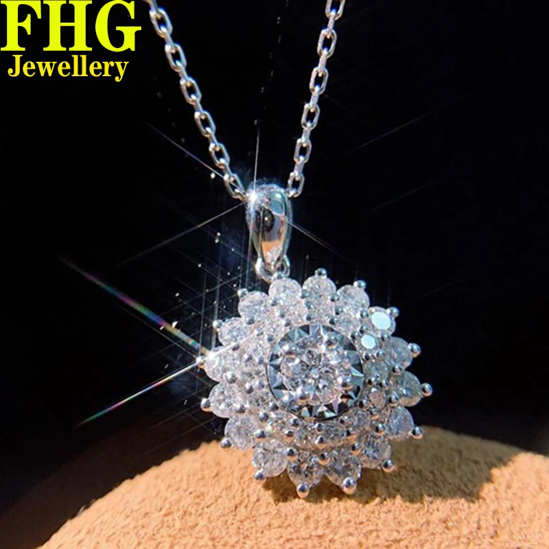 18K White Gold 0.65 CT Natural Diamond Sun flower Necklace Fashion Party Jewelry Birthday Gift
18K White Gold 0.65 CT Natural Diamond Sun flower Necklace Fashion Party Jewelry Birthday Gift