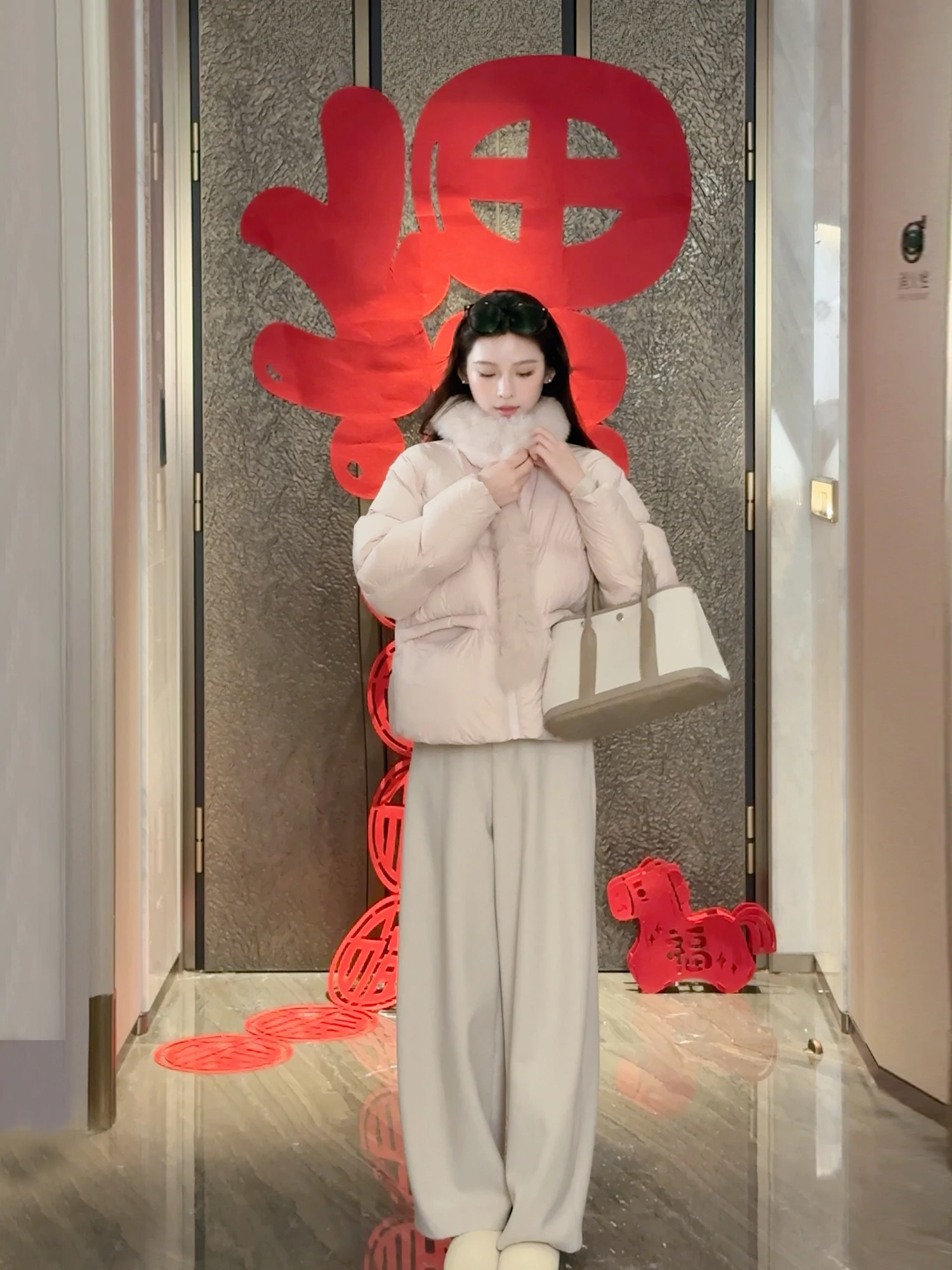 YUYU WANG ort Puffer Jaet Women's Thiened Warm Fur Collar Bread Sle Du down Coat Casual Sle Winter Coat
YUYU WANG ort Puffer Jaet Women's Thiened Warm Fur Collar Bread Sle Du down Coat Casual Sle Winter Coat