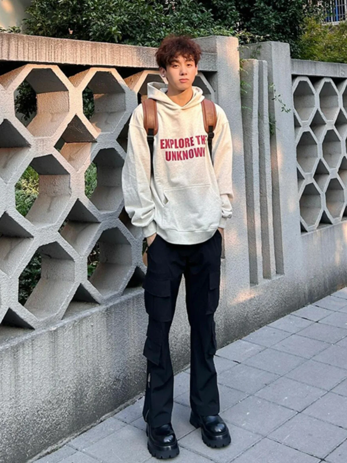 Floral ey Letter Print Hoodie Men's Heavyweight Hardwearing Autumnal Cleanfit Jaet Loose Fit Casual Comfortable Sweatirt
Floral ey Letter Print Hoodie Men's Heavyweight Hardwearing Autumnal Cleanfit Jaet Loose Fit Casual Comfortable Sweatirt