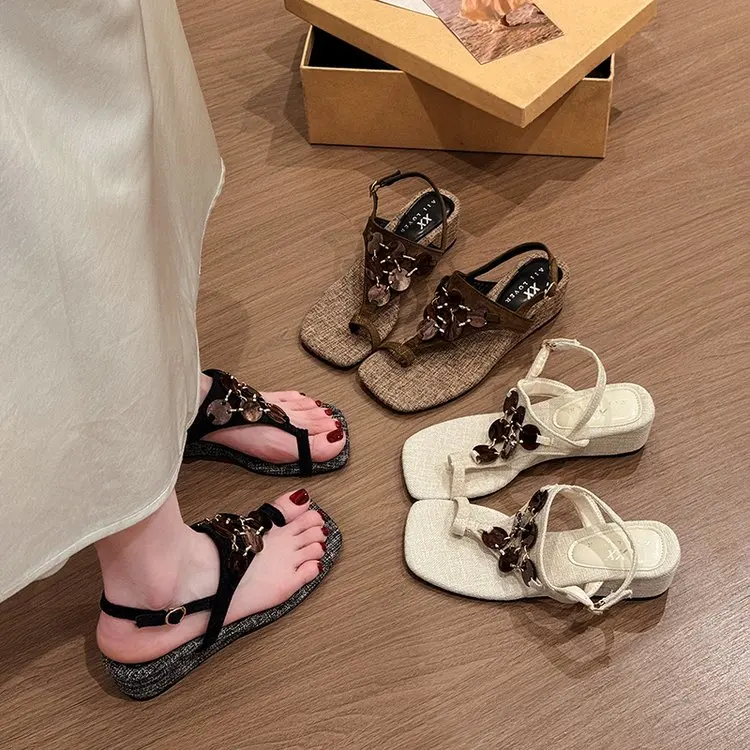 Beach Shoes Women's Flat Roman Sandals Bohemian Style Holiday Slippers Outdoor Wear Cross Band mid Heel Rubber Sole Sandals
Beach Shoes Women's Flat Roman Sandals Bohemian Style Holiday Slippers Outdoor Wear Cross Band mid Heel Rubber Sole Sandals