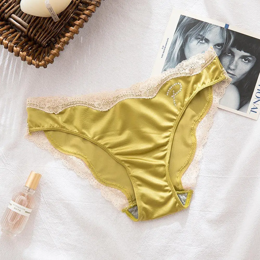 Sexy Underpants Low Waist Cotton Crotch Intimates Lace Briefs Women Satin Panties Letter Korean Underwear
Sexy Underpants Low Waist Cotton Crotch Intimates Lace Briefs Women Satin Panties Letter Korean Underwear