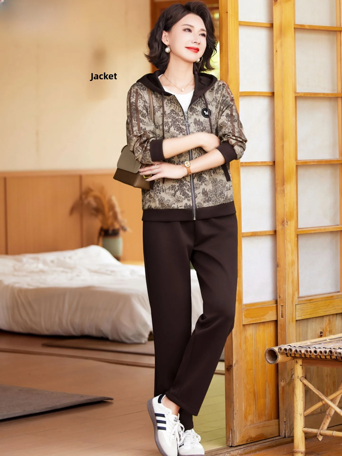 Chic Sportswear Set for Middle-Aged Mothers Autumn Faion Anti-Aging Brand Top Spring Autumn Outerwear Two-Piece Set
Chic Sportswear Set for Middle-Aged Mothers Autumn Faion Anti-Aging Brand Top Spring Autumn Outerwear Two-Piece Set