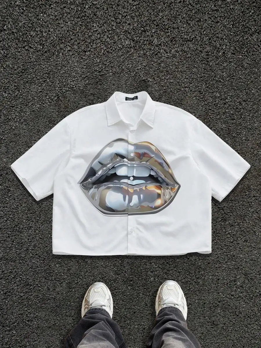 Men's White Loose Fit Short-Sleeve Shirt with Metallic Lip Graphic Print
Men's White Loose Fit Short-Sleeve Shirt with Metallic Lip Graphic Print