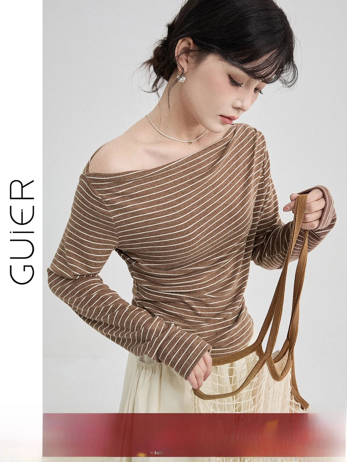 Guier Women's Long Sve T-irt 2026 New Spring Folded Waist Slimming Design Casual Sle Striped Casual Faion Top
Guier Women's Long Sve T-irt 2026 New Spring Folded Waist Slimming Design Casual Sle Striped Casual Faion Top