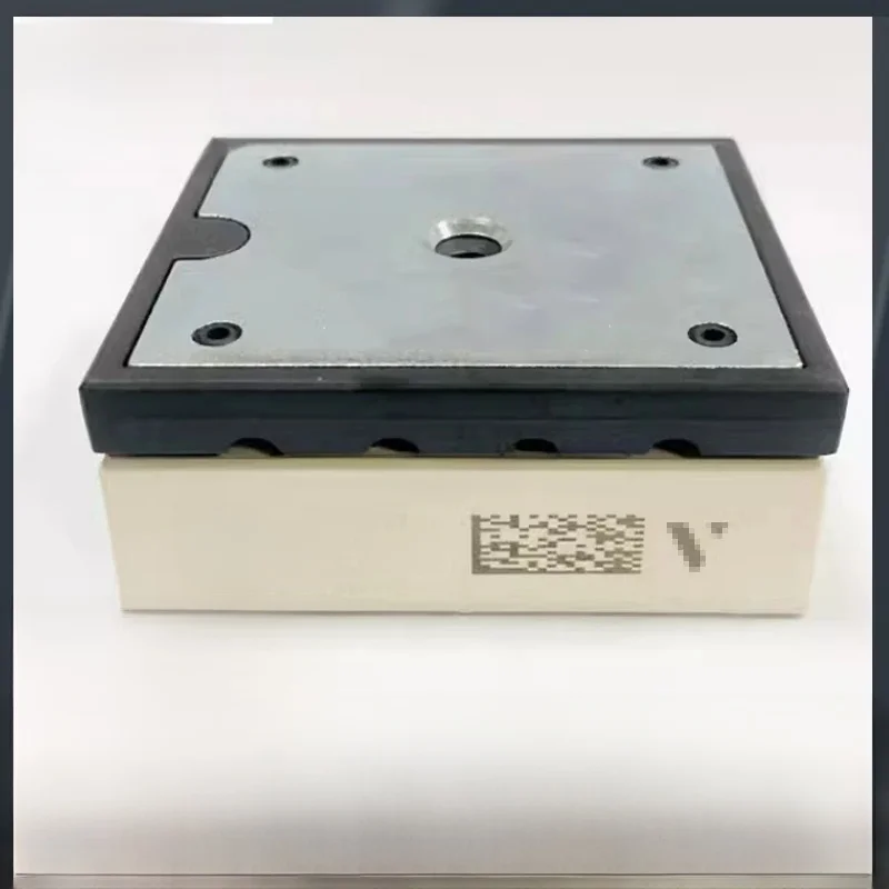 K220A0103 K220A7001 K220A7002 K220A7003 K229A4001 K229A4002 K229A4003 K229A4004 K229A4005 IGBT Module New Original
K220A0103 K220A7001 K220A7002 K220A7003 K229A4001 K229A4002 K229A4003 K229A4004 K229A4005 IGBT Module New Original