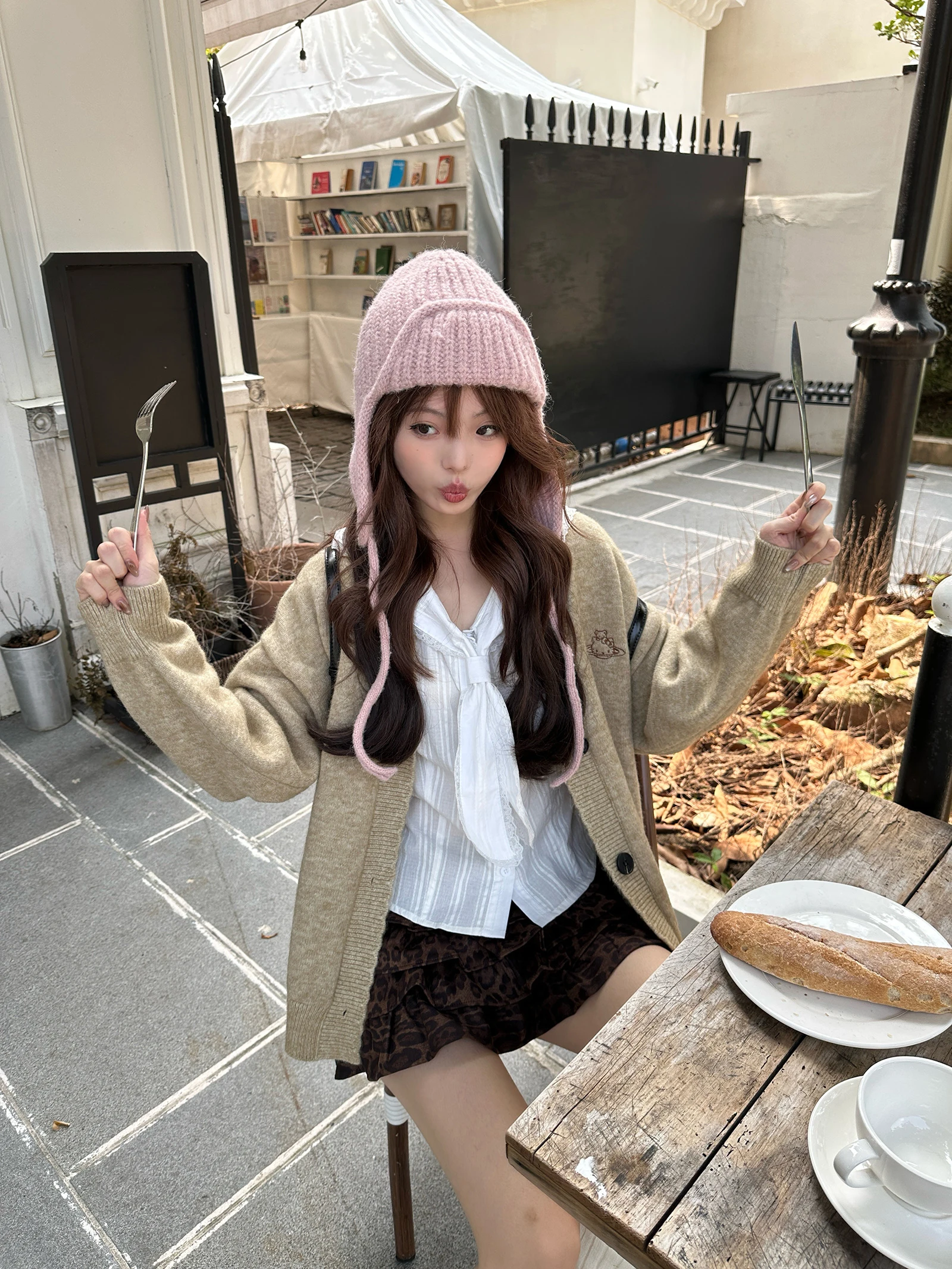 Вязаный кардиган Xu Zi Maple Syrup Little Embroidered Lazy College Sle, осенне-зимний, свободный, с длинными рукавами, верхняя одежда
Вязаный кардиган Xu Zi Maple Syrup Little Embroidered Lazy College Sle, осенне-зимний, свободный, с длинными рукавами, верхняя одежда