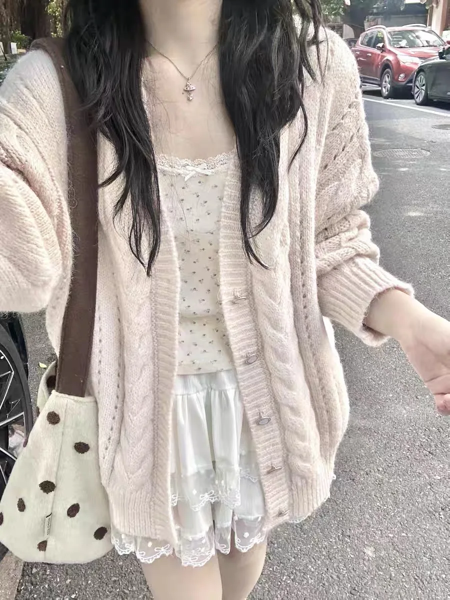 Pink Soft Cozy V-Ne Knitwear Outerwear Women's Loose Lazy Twist Knitted Open Cardigan Autumn Aosphere Sensation Faion
Pink Soft Cozy V-Ne Knitwear Outerwear Women's Loose Lazy Twist Knitted Open Cardigan Autumn Aosphere Sensation Faion