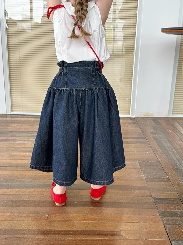 2025 Summer New Girls High Waist Denim Culottes Children Loose Wide Leg Pants Fashion Girls Pantskirt Kids Casual Trousers
2025 Summer New Girls High Waist Denim Culottes Children Loose Wide Leg Pants Fashion Girls Pantskirt Kids Casual Trousers