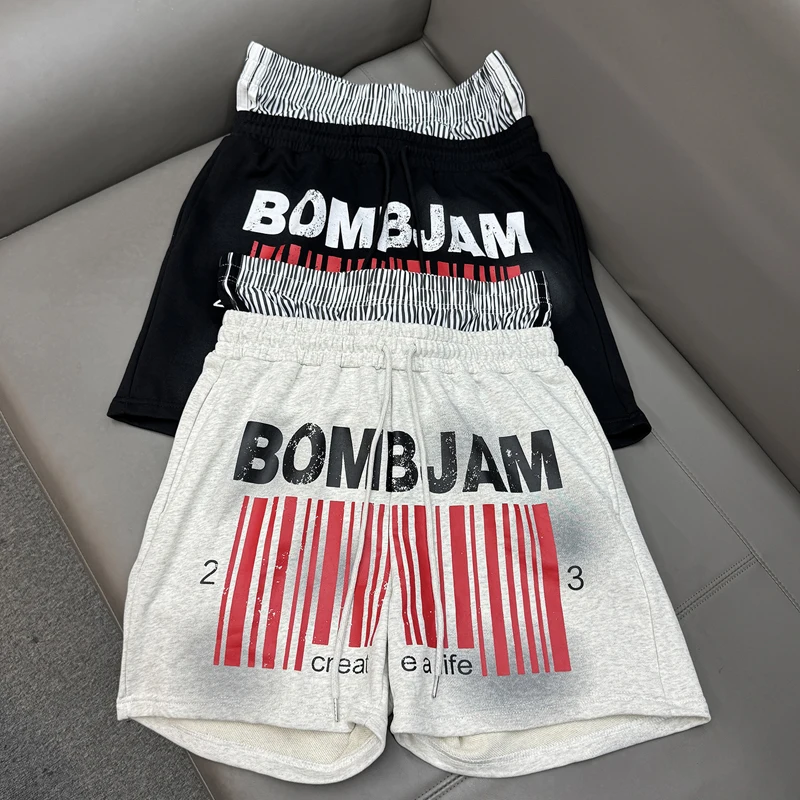 Шорты в стиле американского стритвира, имитация двухслойных, с лоскутным дизайном, в полоску, с этикеткой, свободные, на шнурке, повседневные, унисекс
Шорты в стиле американского стритвира, имитация двухслойных, с лоскутным дизайном, в полоску, с этикеткой, свободные, на шнурке, повседневные, унисекс