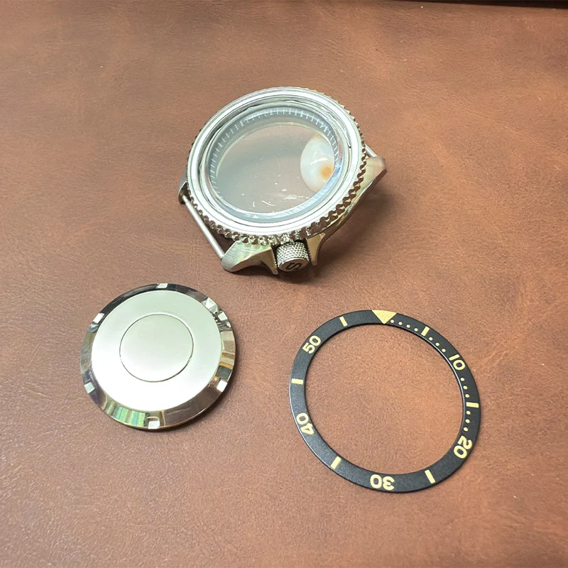 42mm SKX007 Watch Case Sapphire Crystal Glass Fits NH35 NH36 4R35 4R36 7S Movement 28.5mm Dial Men's Dive Watch Cases Refit
42mm SKX007 Watch Case Sapphire Crystal Glass Fits NH35 NH36 4R35 4R36 7S Movement 28.5mm Dial Men's Dive Watch Cases Refit