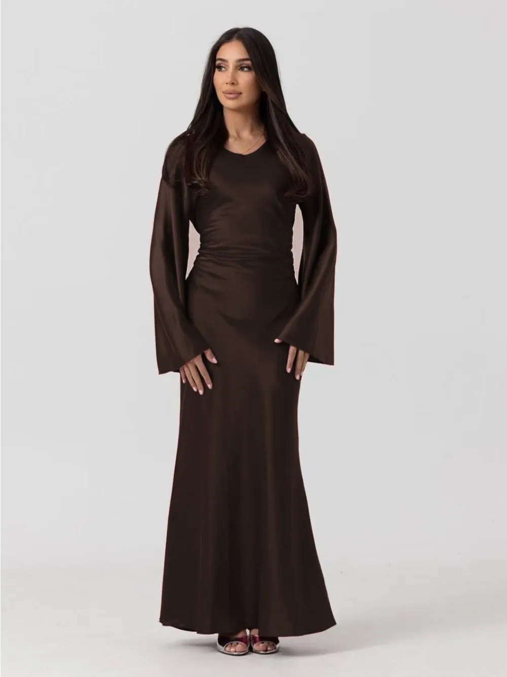 Eid Satin Party Dress Women Muslim Abaya Flare Sleeve Jalabiya Ramadan Bandage Long Dresses Solid Vestidos Largos Arab Long Robe
Eid Satin Party Dress Women Muslim Abaya Flare Sleeve Jalabiya Ramadan Bandage Long Dresses Solid Vestidos Largos Arab Long Robe