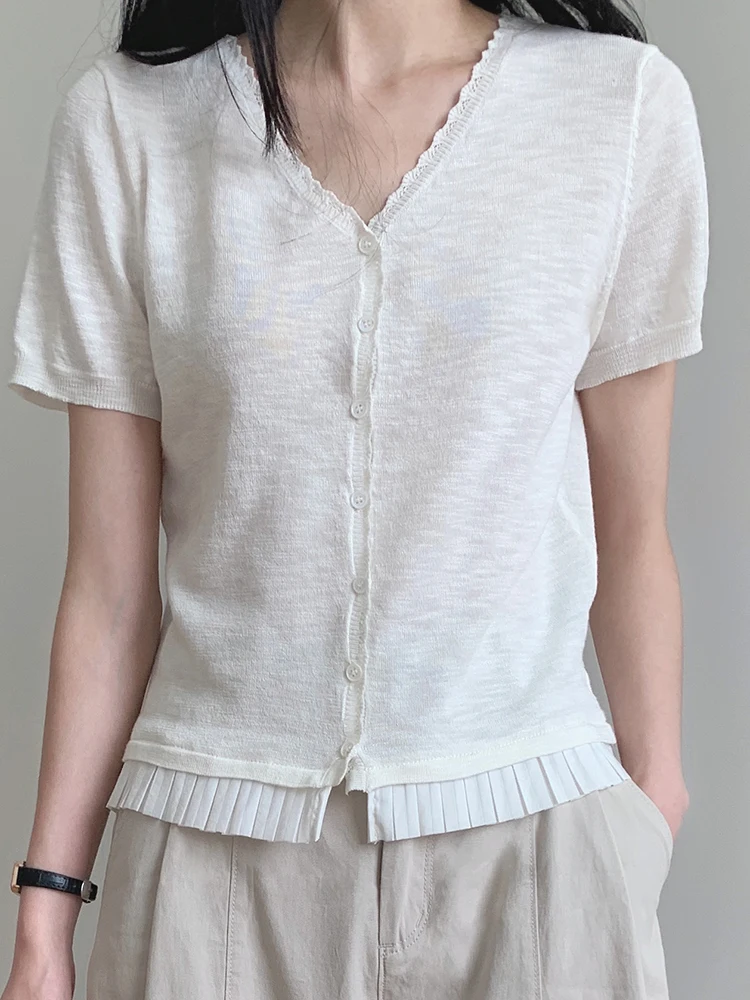 Boran Korean Style Slim Fit Knitted Top V-Neck Pleated Short Sleeve Pure Color Casual Wear for Women Summer Fashion
Boran Korean Style Slim Fit Knitted Top V-Neck Pleated Short Sleeve Pure Color Casual Wear for Women Summer Fashion