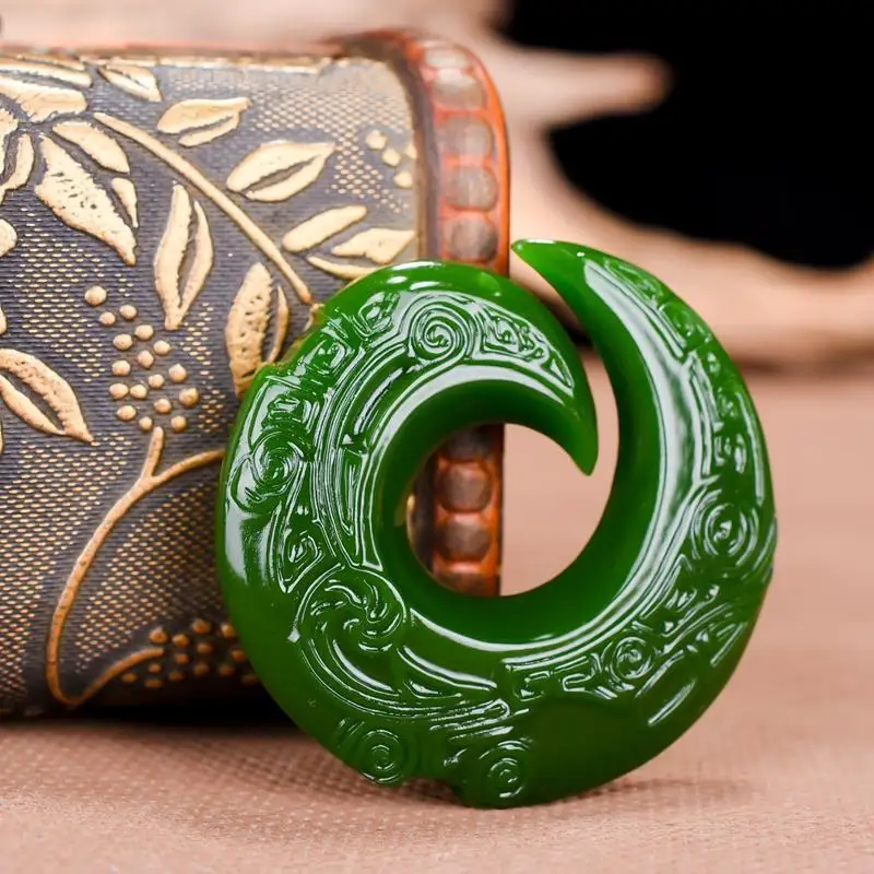 Xinjiang Hetian Jade Jadeite Pendant Good Luck Wealth Fortune Spinach Green Reincarnation Necklace Unisex Transfer Pendant
Xinjiang Hetian Jade Jadeite Pendant Good Luck Wealth Fortune Spinach Green Reincarnation Necklace Unisex Transfer Pendant