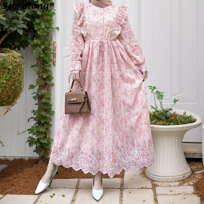 Hollow Out Heavy Embroidery Muslim Abaya 2026 New Floral Ruffle Lace Stand Collar Drawstring Waist Long Sleeve Modest Maxi Dress
Hollow Out Heavy Embroidery Muslim Abaya 2026 New Floral Ruffle Lace Stand Collar Drawstring Waist Long Sleeve Modest Maxi Dress