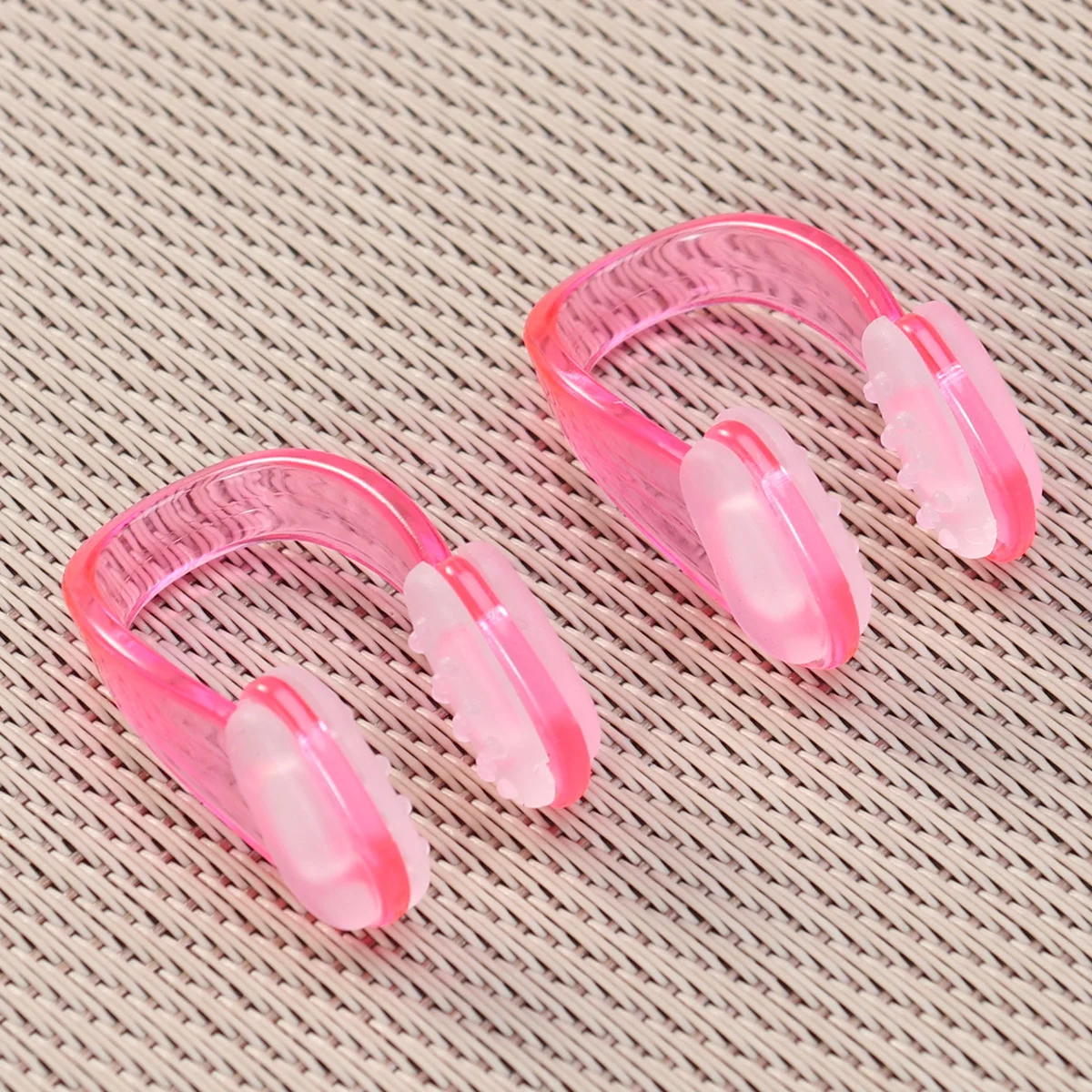 2 Pcs Swimming Nose Clip Gear Training Protector Plugs for Swimmers Adults Splint Lap Accessories Holder Pink Clips Child
2 Pcs Swimming Nose Clip Gear Training Protector Plugs for Swimmers Adults Splint Lap Accessories Holder Pink Clips Child