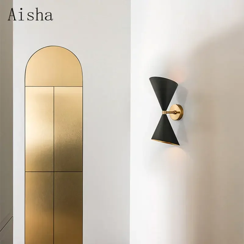Postmodern Minimalist Black Wall Lamp Living Room Bedroom Wall Light for Home LED Model Room Designer Corridor Sconces
Postmodern Minimalist Black Wall Lamp Living Room Bedroom Wall Light for Home LED Model Room Designer Corridor Sconces