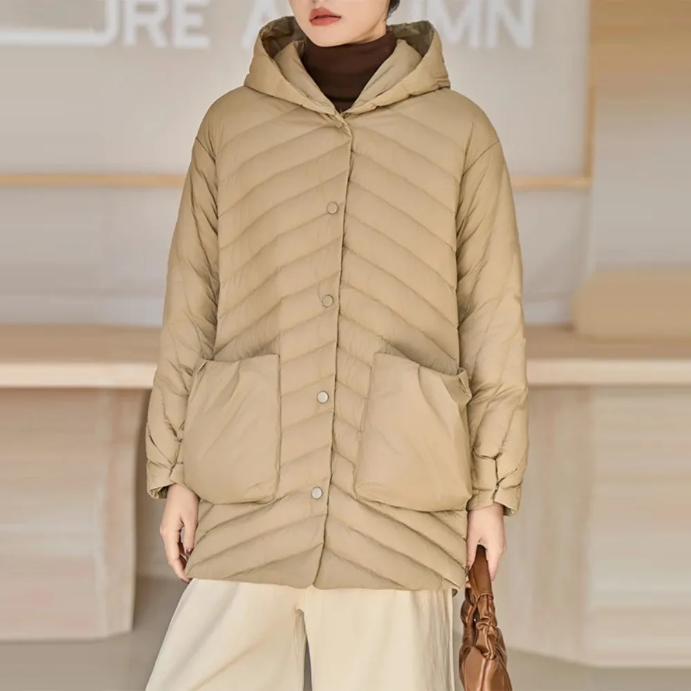 Down Jacket Woman 2025 New Autumn Pockets Puffer Jacket Ultra Light Dropped Shoulder Sleeve White Duck Down Coat Spring Oversize
Down Jacket Woman 2025 New Autumn Pockets Puffer Jacket Ultra Light Dropped Shoulder Sleeve White Duck Down Coat Spring Oversize