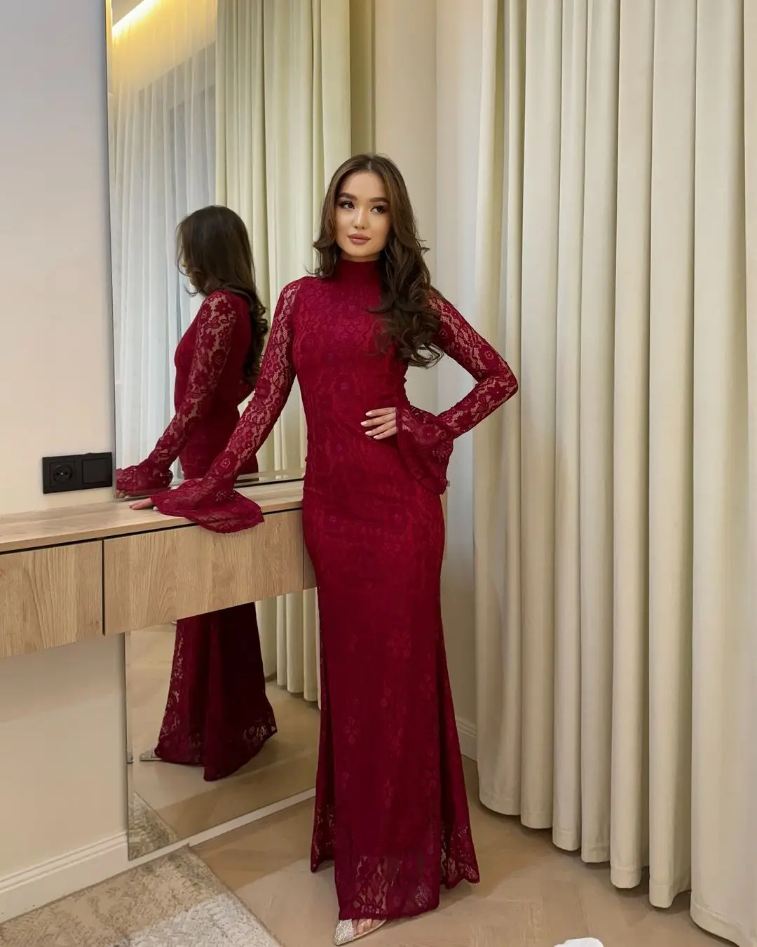 Customized Mermaid Long Sleeves Prom Dresses High Neck Floor Length Pleated Formal Party Dresses Evening Dresses
Customized Mermaid Long Sleeves Prom Dresses High Neck Floor Length Pleated Formal Party Dresses Evening Dresses