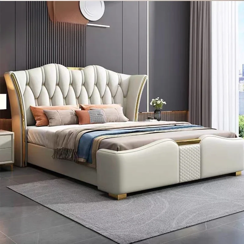 Leather furniture in the bedroom facilitates luxury furniture in the house with high quality double bed
Leather furniture in the bedroom facilitates luxury furniture in the house with high quality double bed