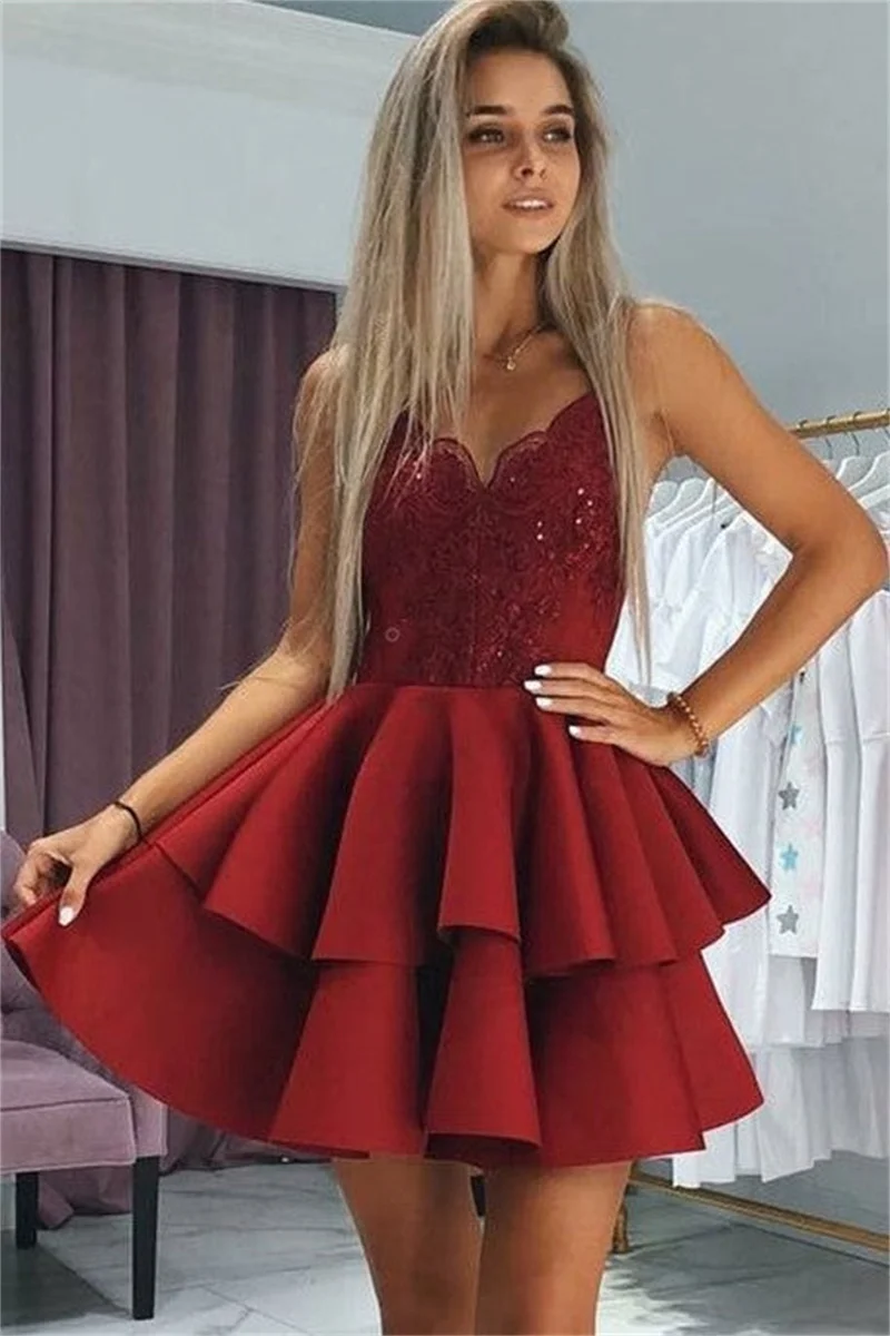 A Line V Neck Dark Red Satin Cocktail Dress for Women Spaghetti Strap Plunging Mini Homecoming Dresses with Lace Appliques 2023
A Line V Neck Dark Red Satin Cocktail Dress for Women Spaghetti Strap Plunging Mini Homecoming Dresses with Lace Appliques 2023