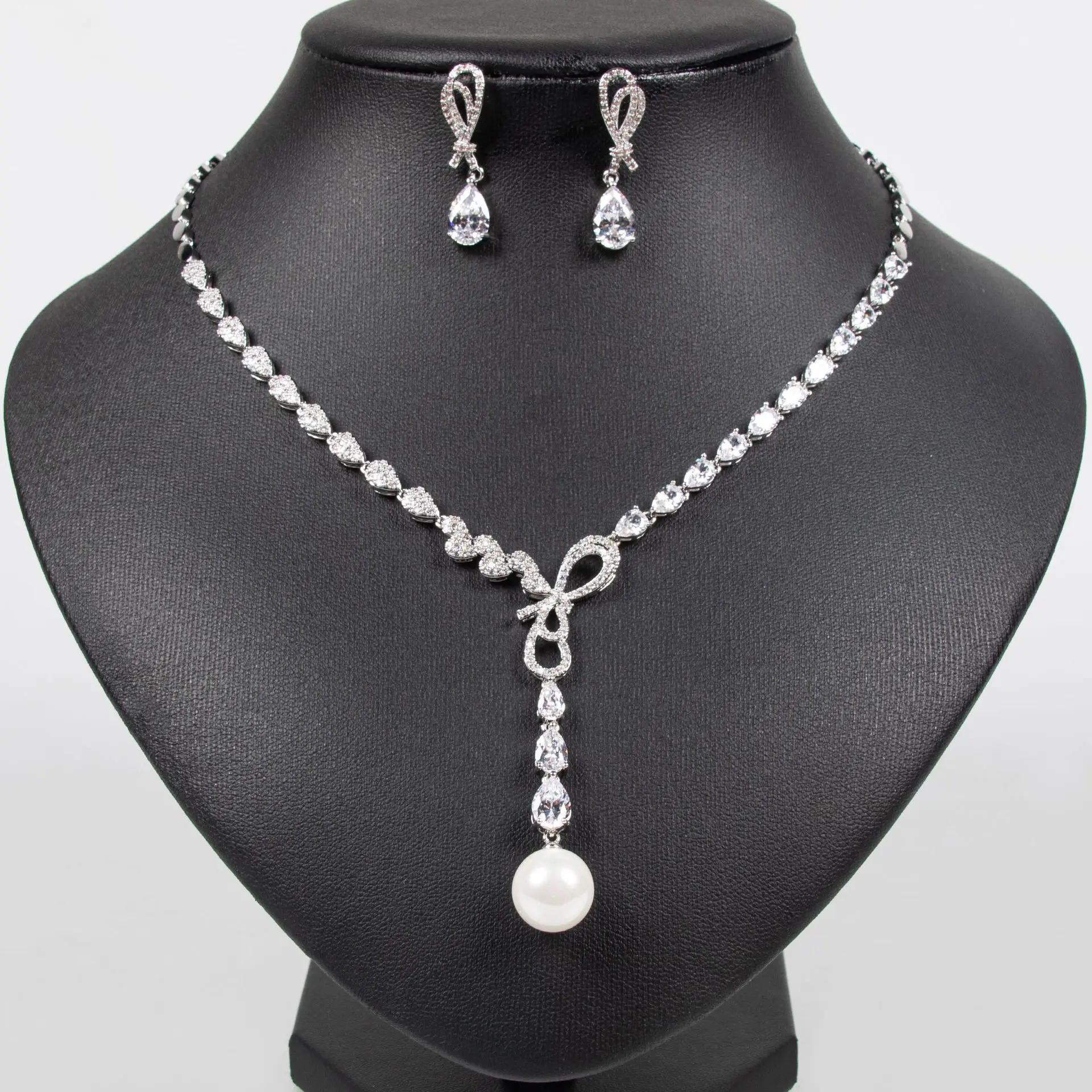 HIBRIDE High quality pearl drop jewellery accessories ladies pendant necklace set mother's day gift engagement dress S-430
HIBRIDE High quality pearl drop jewellery accessories ladies pendant necklace set mother's day gift engagement dress S-430