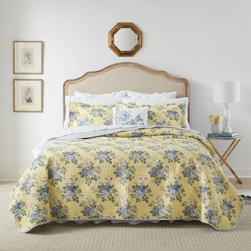 Queen Quilt Set, Reversible Cotton Bedding with Matching Shams, Lightweight Home Decor for All Seasons (Linley Ye
Queen Quilt Set, Reversible Cotton Bedding with Matching Shams, Lightweight Home Decor for All Seasons (Linley Ye