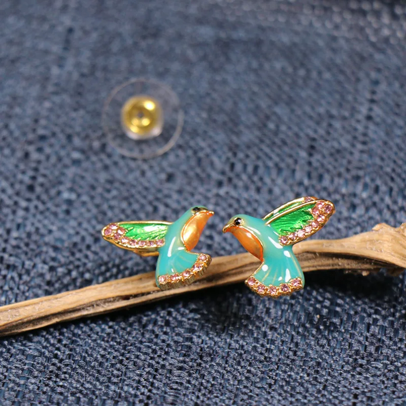 Fashion Jewerly Cute Style Green Enamel Flying Hummingbird Necklace or Earrings with Full Rhinestones
Fashion Jewerly Cute Style Green Enamel Flying Hummingbird Necklace or Earrings with Full Rhinestones