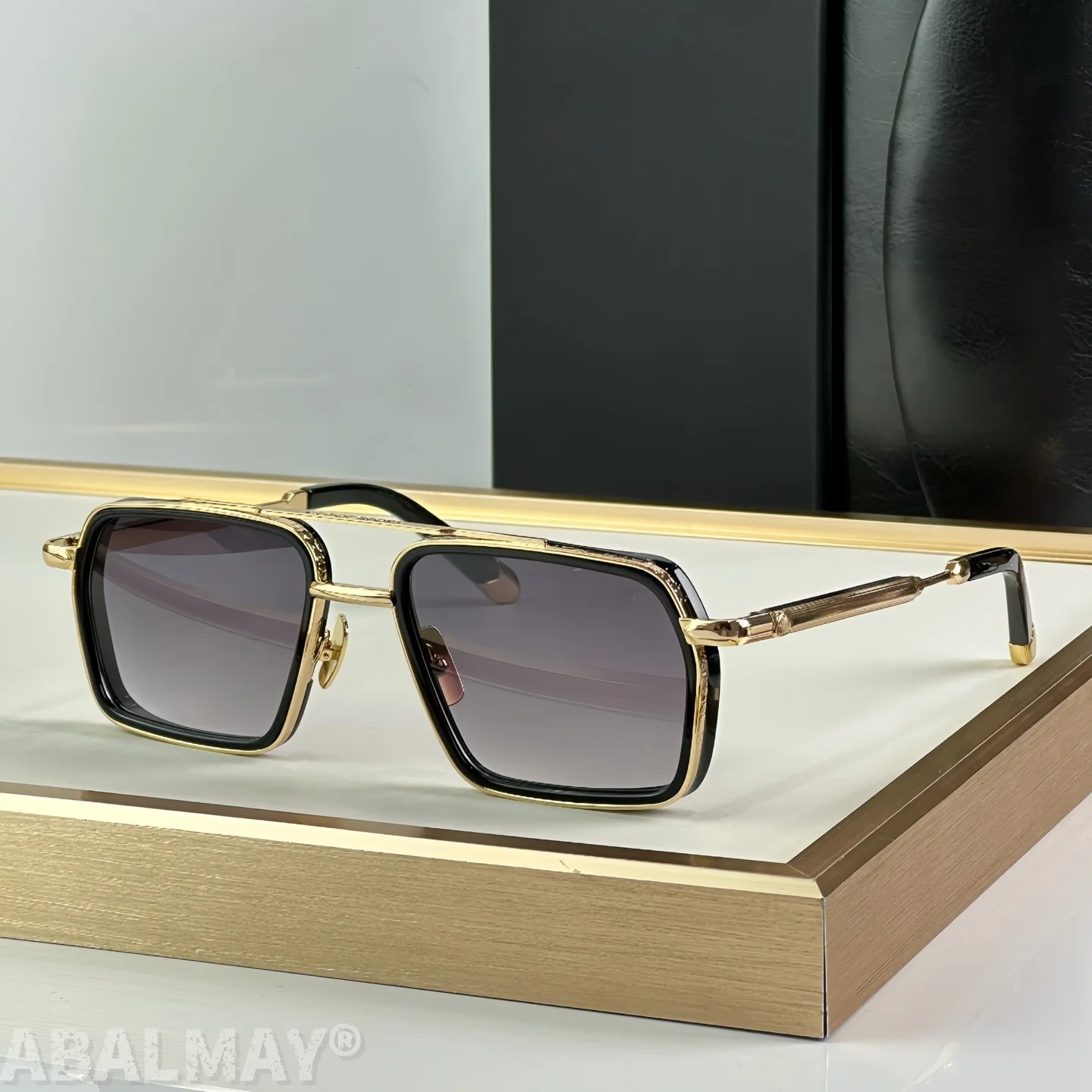 MAY BEST 57-20-147 Top Quality Mens Sunglasses for Women Classic Punk Luxury Acetate Titanium UV400 Designer Sunglasses with box
MAY BEST 57-20-147 Top Quality Mens Sunglasses for Women Classic Punk Luxury Acetate Titanium UV400 Designer Sunglasses with box