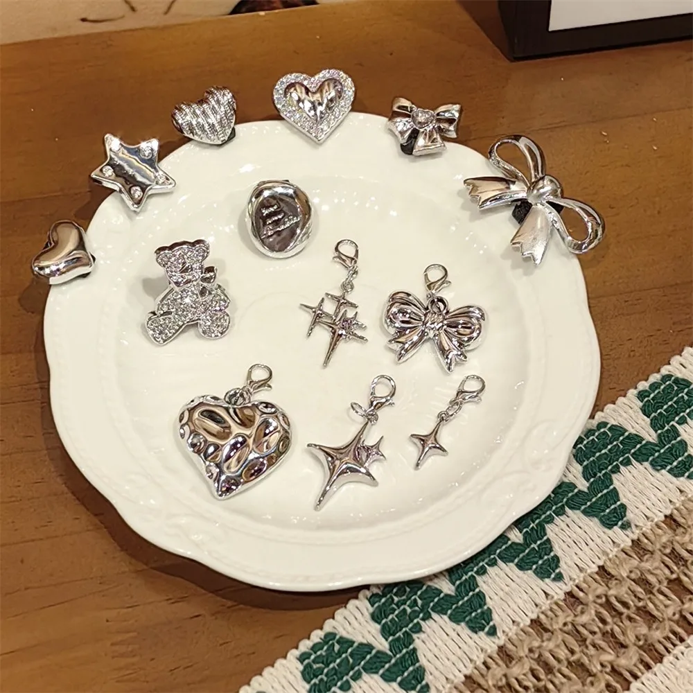 Fahison Silver Love Diamond Bow Shoe Laces Buckle Flower Decorative Sports Shoelaces 1 PC with Charms Accessory
Fahison Silver Love Diamond Bow Shoe Laces Buckle Flower Decorative Sports Shoelaces 1 PC with Charms Accessory