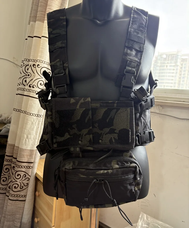 MK3MK4SS Tactical Chest Hanger Complete Set of Eight Pieces, High end Edition with Comes with Built in Quadruple Pair
MK3MK4SS Tactical Chest Hanger Complete Set of Eight Pieces, High end Edition with Comes with Built in Quadruple Pair