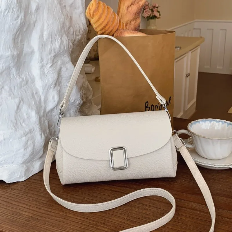 Elegant Women's Vintage Tote And Best Large Capacity Diaper Bags For Women Luxury Leather Shoulder Bag
Elegant Women's Vintage Tote And Best Large Capacity Diaper Bags For Women Luxury Leather Shoulder Bag