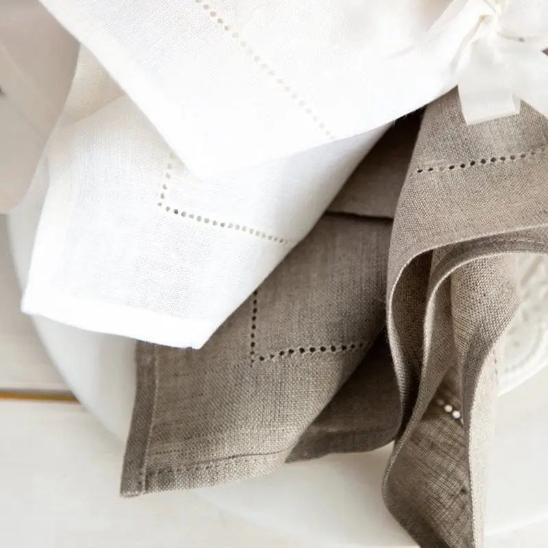 10 Pcs Hemstitch Cotton & Line Fabric Table Decor Dining Napkins Cloth For Cocktail Banquet Party Event Wedding Home Decorations
10 Pcs Hemstitch Cotton & Line Fabric Table Decor Dining Napkins Cloth For Cocktail Banquet Party Event Wedding Home Decorations