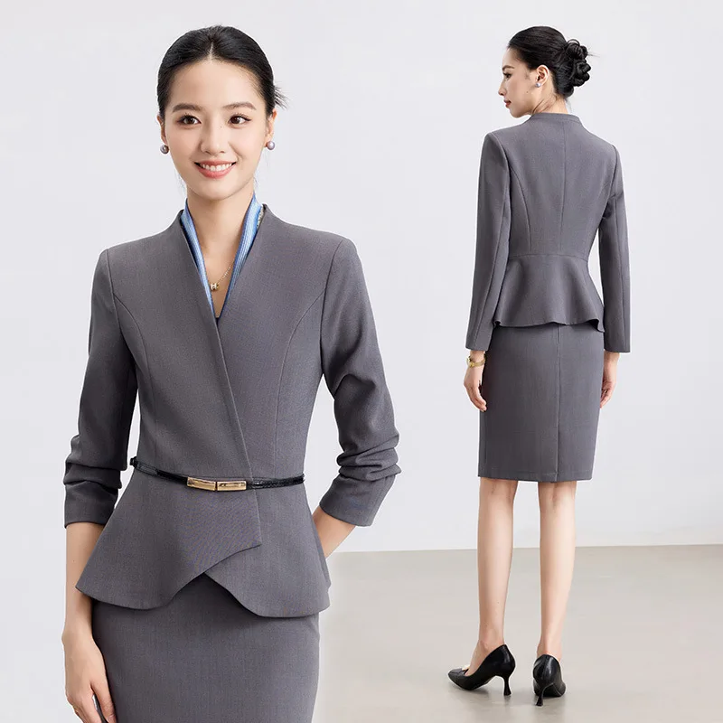 High-End Professional Suit for Women, Spring and Autumn, Elegant Slim-Fit Gray Blazer, Hotel Workwear, Sales Office, Jewelry Sto
High-End Professional Suit for Women, Spring and Autumn, Elegant Slim-Fit Gray Blazer, Hotel Workwear, Sales Office, Jewelry Sto