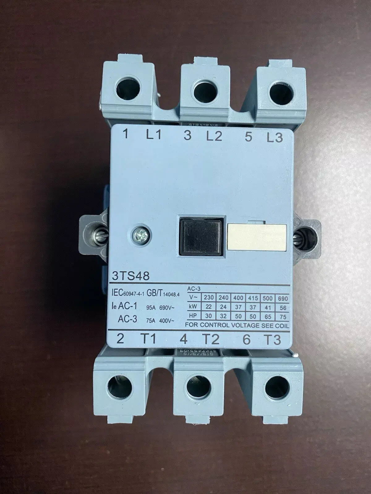 Совершенно новый 3TS4822-0XQ0 3TS4822-0XN2 3TS4822-0XM0 3TS4822-0XL2 3TS4822-0XF0 3TS4822-0XB0 Гарантия один год
Совершенно новый 3TS4822-0XQ0 3TS4822-0XN2 3TS4822-0XM0 3TS4822-0XL2 3TS4822-0XF0 3TS4822-0XB0 Гарантия один год