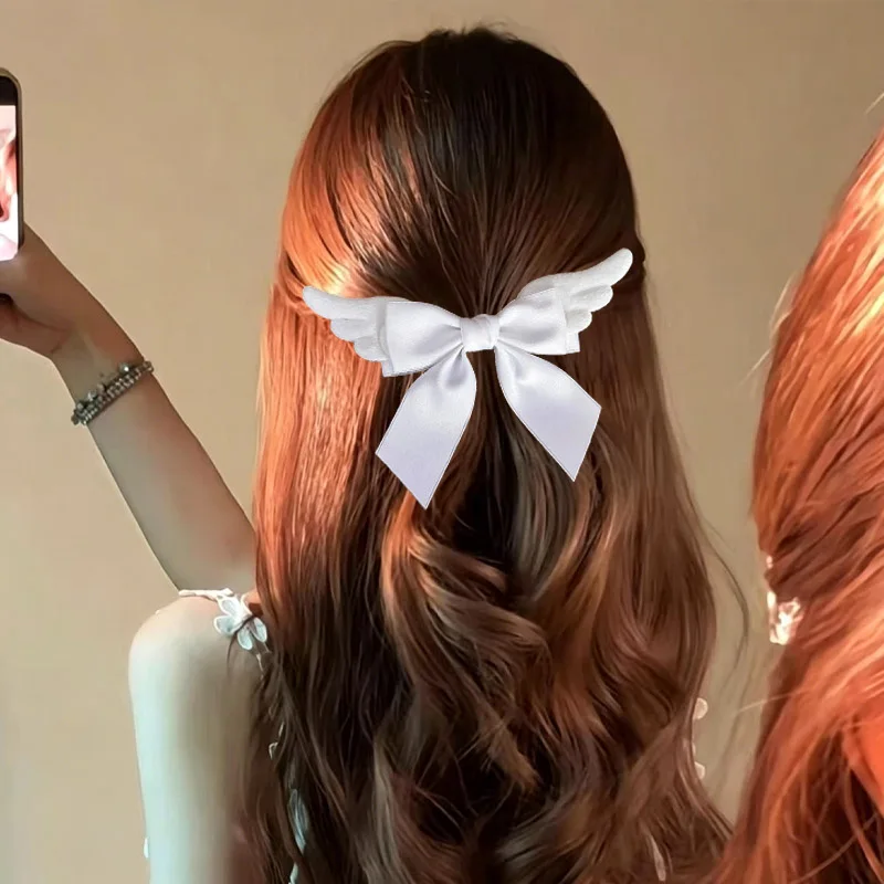 1/2Pcs Plush Wings Bow Hair Clips Girls Ornament Headwear Harajuku Hair Accessories Women Fashion Bangs Side Barrettes Hairpin
1/2Pcs Plush Wings Bow Hair Clips Girls Ornament Headwear Harajuku Hair Accessories Women Fashion Bangs Side Barrettes Hairpin