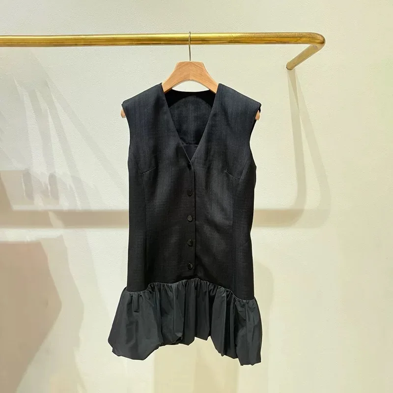 Elegant Vest Black Dress Spring Autumn New Style V-neck Flower Bud Sleeveless Short A-line Dress City Commuting Women's Dress
Elegant Vest Black Dress Spring Autumn New Style V-neck Flower Bud Sleeveless Short A-line Dress City Commuting Women's Dress