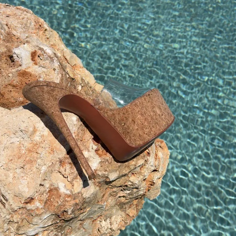 Summer New Women's Cork Textured Platform Pointed Toe Mule Sandals PVC Single Strap Thin Heel Slip On Beach Fashion Slippers
Summer New Women's Cork Textured Platform Pointed Toe Mule Sandals PVC Single Strap Thin Heel Slip On Beach Fashion Slippers