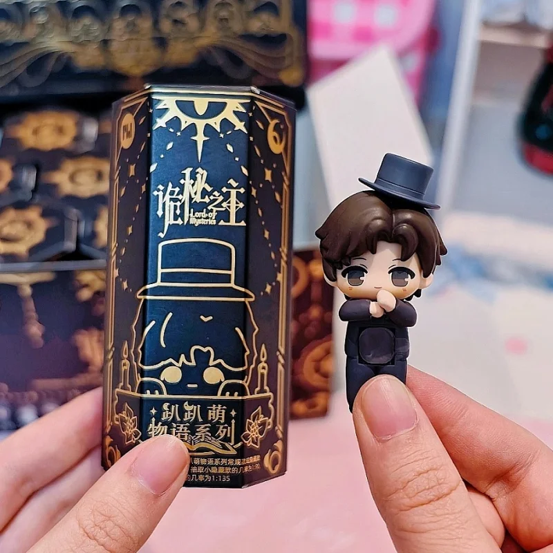 Новый оригинальный Funism Lord Of Mysteries, серия Cute Stories, слепая коробка Leonard Mitchell Mystery Klein Moretti, аниме-фигурка, игрушка в подарок
Новый оригинальный Funism Lord Of Mysteries, серия Cute Stories, слепая коробка Leonard Mitchell Mystery Klein Moretti, аниме-фигурка, игрушка в подарок