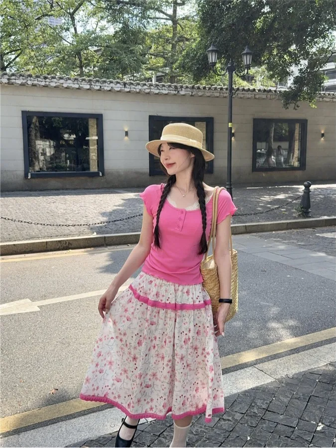Spring Summer Women's High Waist Floral T-Shirt Skirt Set Short Sleeve U-Neck Two-Piece Outfit Korean Style Pink Trendy Ensemble
Spring Summer Women's High Waist Floral T-Shirt Skirt Set Short Sleeve U-Neck Two-Piece Outfit Korean Style Pink Trendy Ensemble