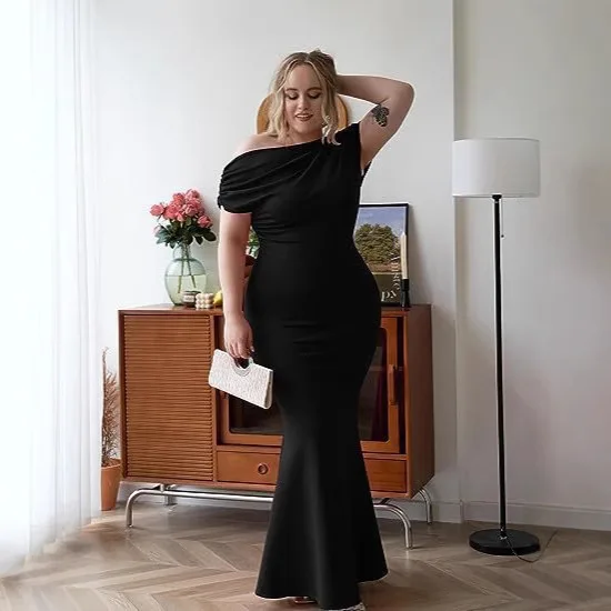 New Plus Size Women's Long Dress with Elegant Temperament, Slim Fit and Slimming Black Evening Gown Summer Elegantes Casual Y2k
New Plus Size Women's Long Dress with Elegant Temperament, Slim Fit and Slimming Black Evening Gown Summer Elegantes Casual Y2k