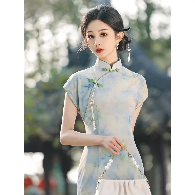 2026 Summer New Swiss Mesh Long Qipao Elegant Lady Daily Chinese Dress
2026 Summer New Swiss Mesh Long Qipao Elegant Lady Daily Chinese Dress