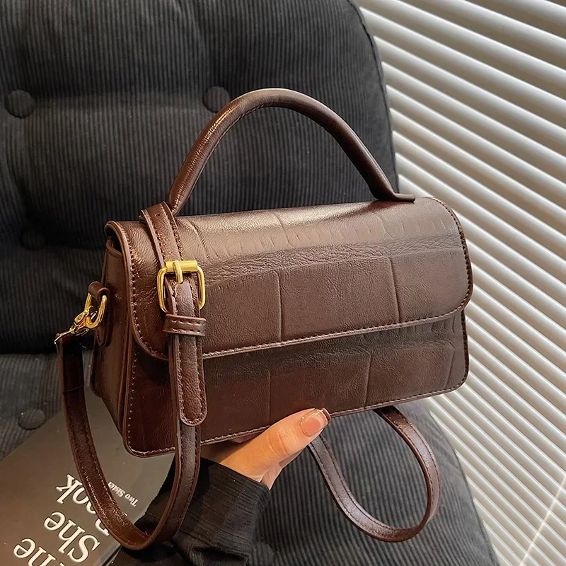 New Arrival 2025: Women's High - Quality Stone - Pattern Messenger. Small Square, Solid Color, Ideal for Commuting
New Arrival 2025: Women's High - Quality Stone - Pattern Messenger. Small Square, Solid Color, Ideal for Commuting