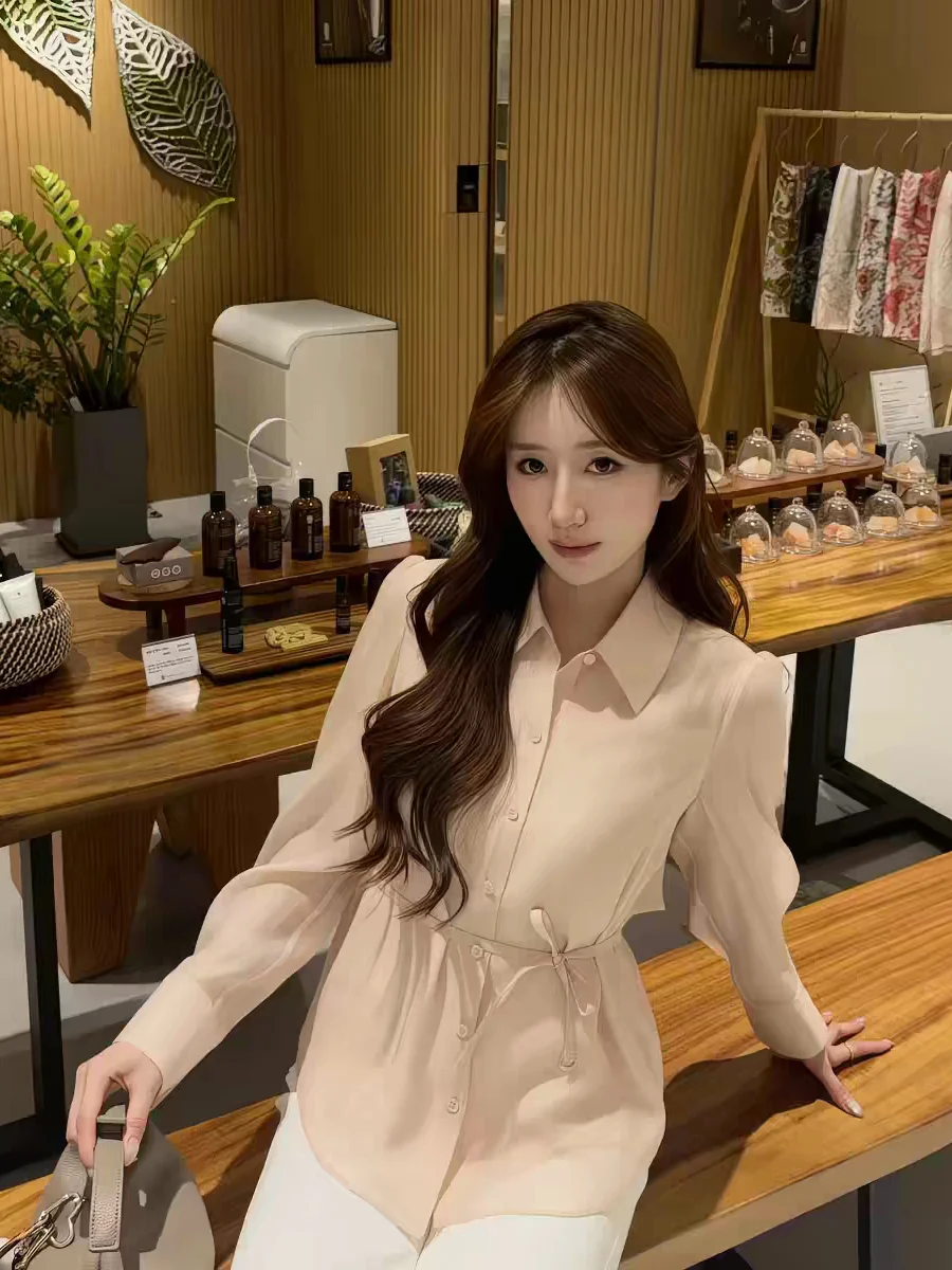Elegant Korean Style Commute Shirt Pure Color Belted Commuter Fashionable White Collar Women's Loose Fit Long Sleeve Cotton B...
Elegant Korean Style Commute Shirt Pure Color Belted Commuter Fashionable White Collar Women's Loose Fit Long Sleeve Cotton B...